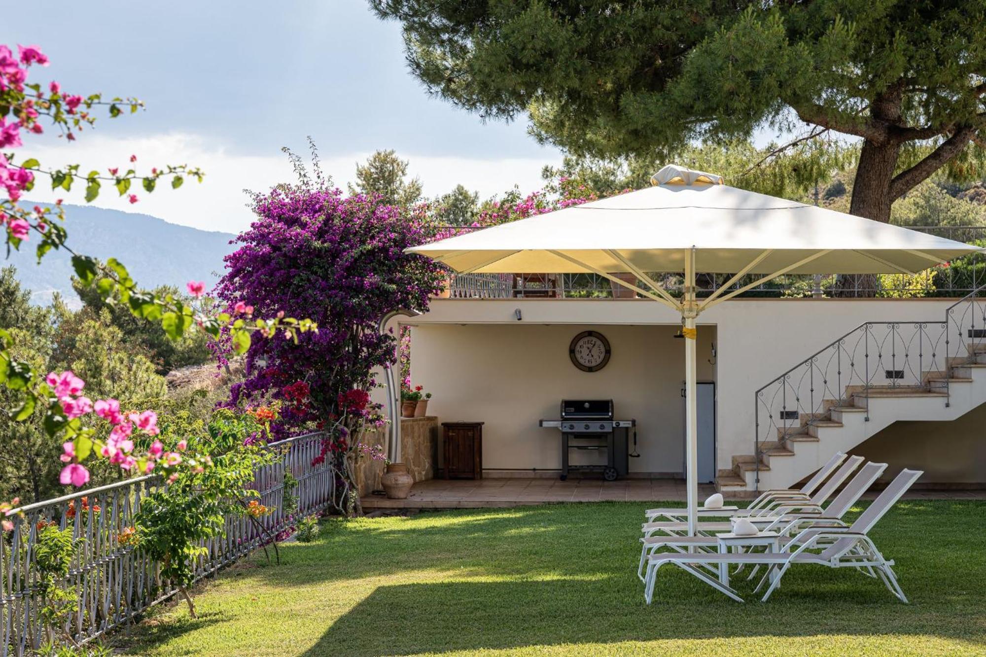 Villa Fantasia Isthmia Exteriér fotografie